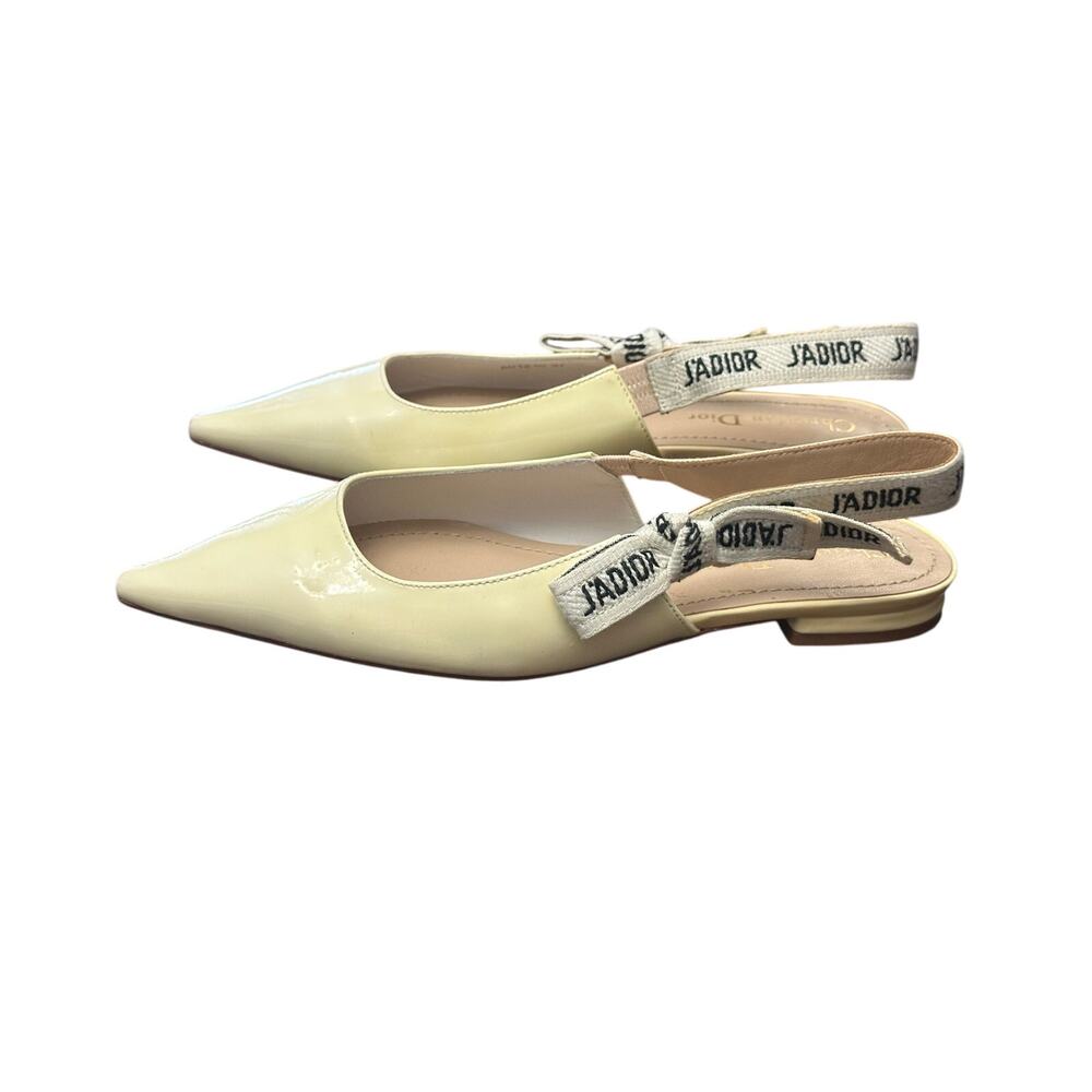 Chic Cream Slingback Sandals